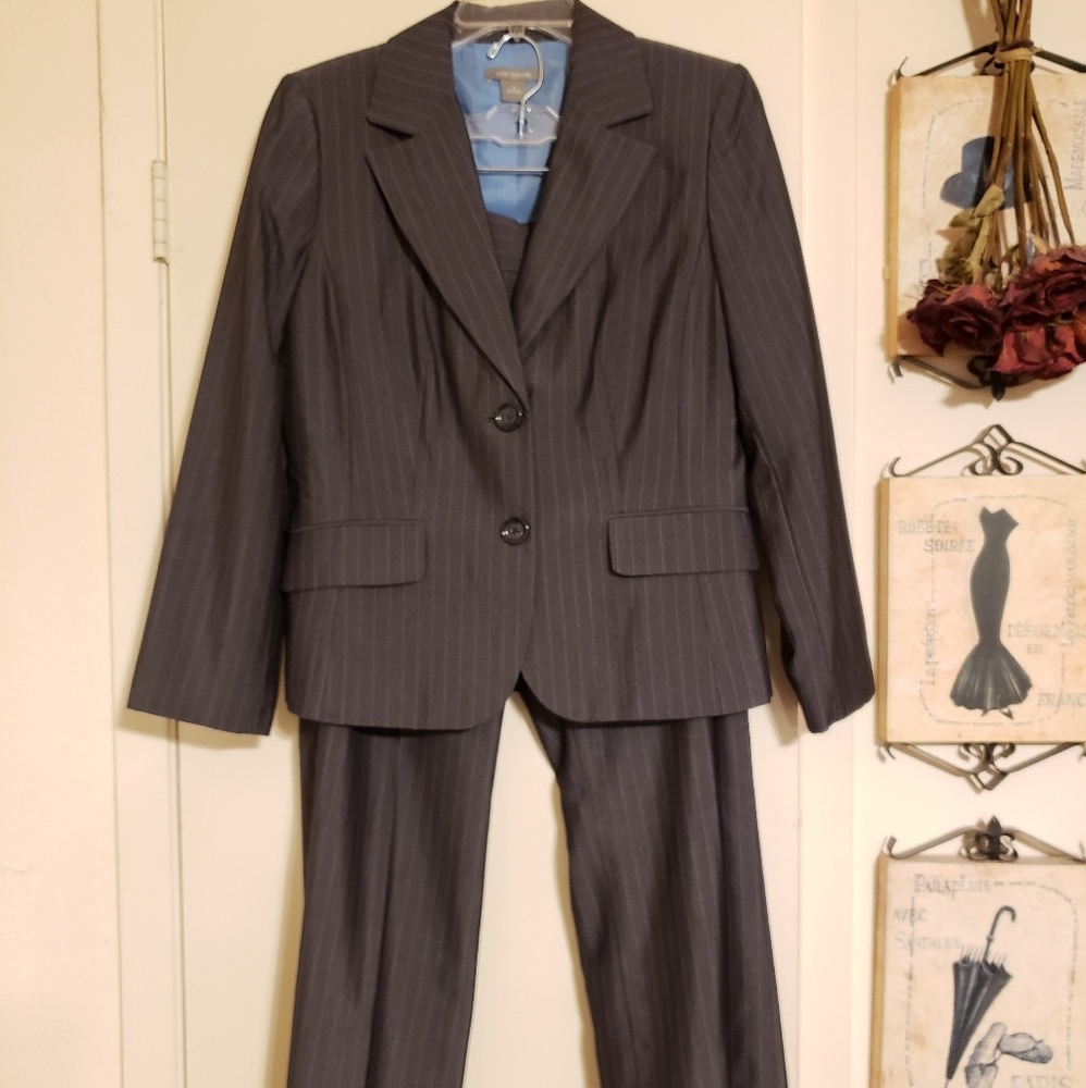 Ann Taylor matching Woman's Suit